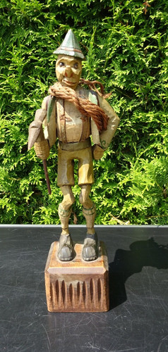 Alte figur holz bergsteiger - holz,