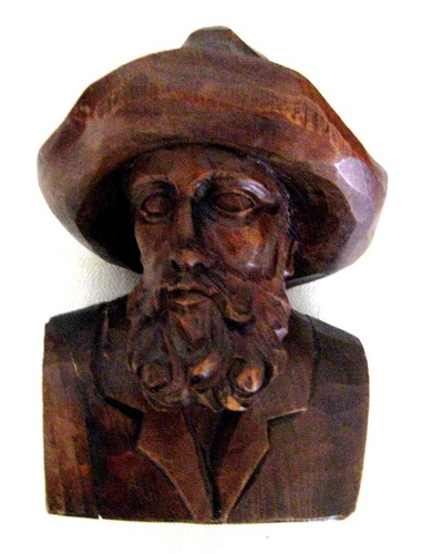 Alte kleine skulptur - alte, holz