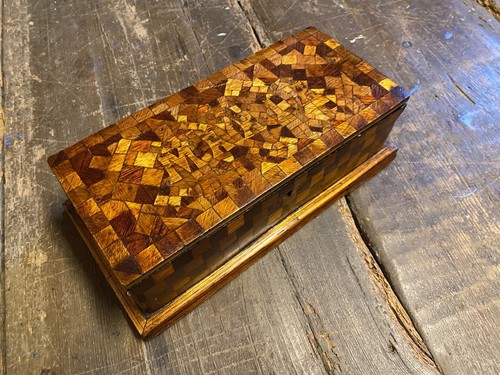 Antikes kleines holz kästchen - kleines,