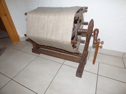 Antike haspel aus holz - antike,